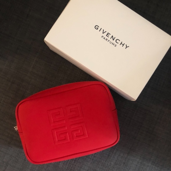 New Givenchy pouch - Picture 2 of 3